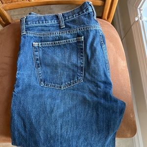 Old Navy jeans in great condition!  40” waist and 32” length.